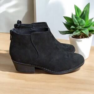 Old Navy Women’s Teens Black Faux Suede Heeled Ankle Booties Size 3 Girls